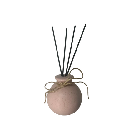 Ceramic Reed Diffuser Round Vase includes Reeds