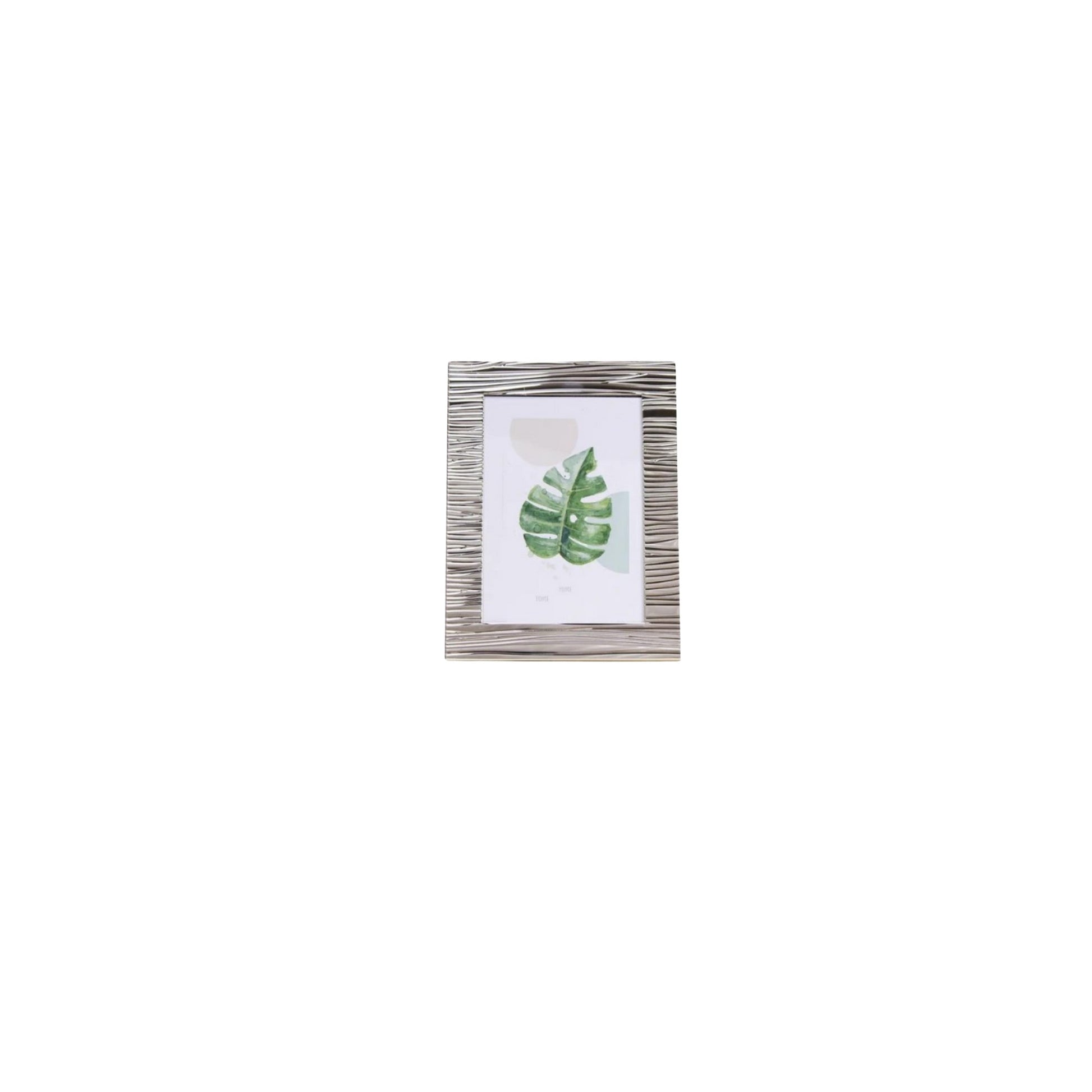 Woodside Home Living Lined Edge Silver Plated Photo Frame - Various Sizes