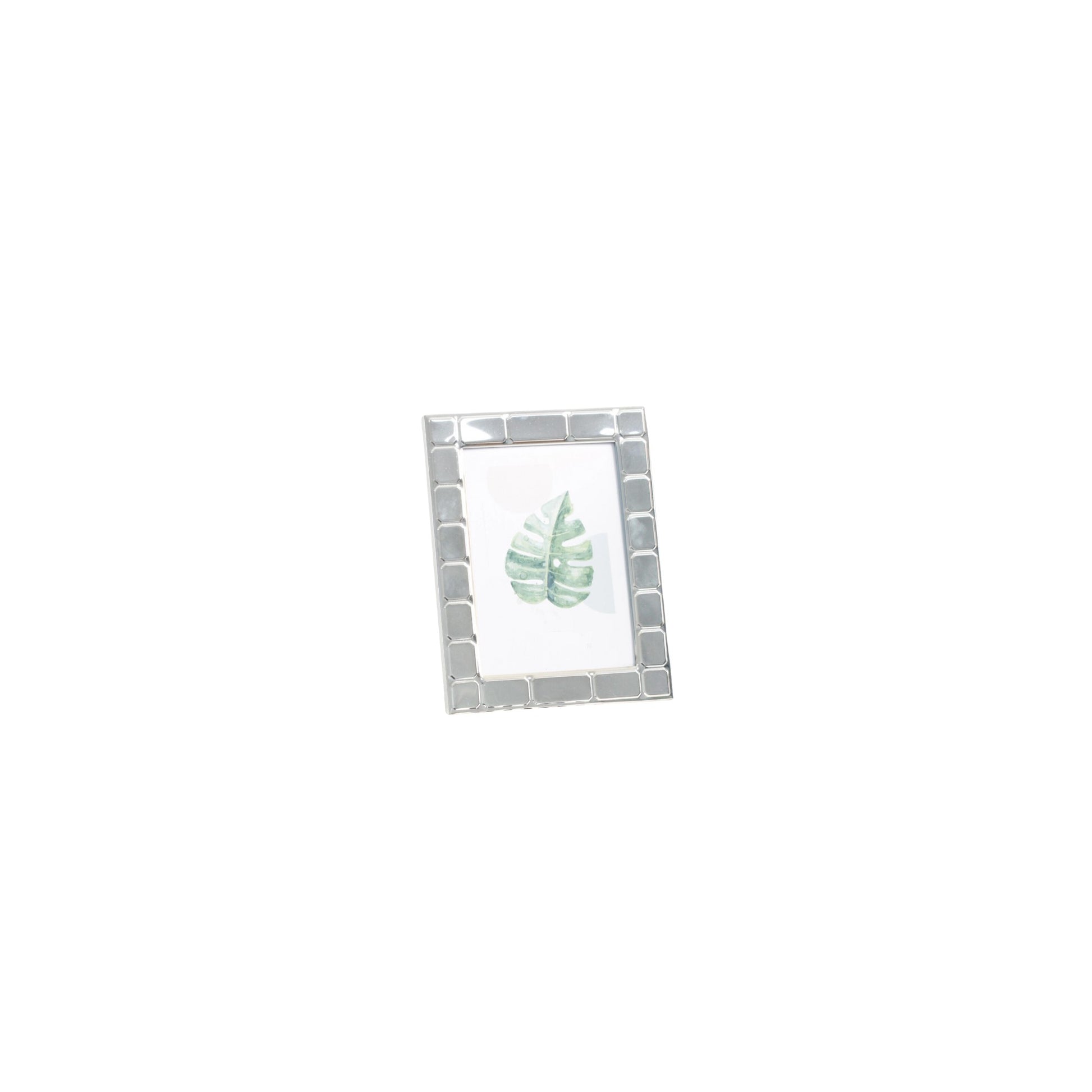 Woodside Home Living Rectangular Edged Silver Plated Photo Frame - Various Sizes